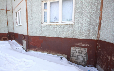 В Коми в подвале жилого дома обнаружили труп