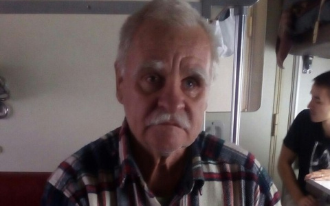 В Республике Коми почти слепой мужчина ищет свою единственную надежду на спасение