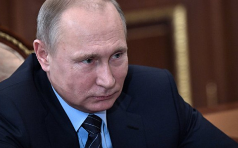 Путин подписал закон о повышении минимальной зарплаты
