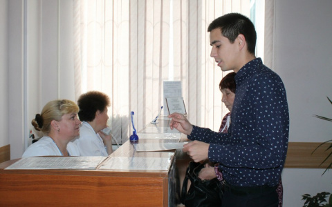 Стал известен график работы поликлиник Сыктывкара в новогодние праздники