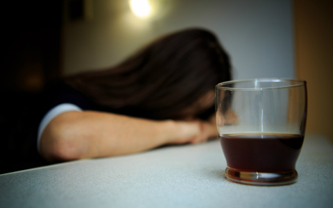 Гороскоп на 2 января: Овны могут смело раздавать советы, а Тельцам захочется приложиться к бутылке