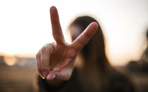 Гороскоп на 3 января: Девам не стоит разжигать конфликты, а Овны помогут нуждающимся