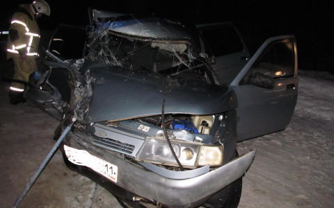 В ДТП в Коми попала семья из 4 человек: все получили страшные травмы (фото)