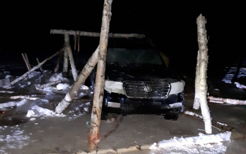 Стала известна судьба «Ленд Крузера» на дне реки в Коми (фото)
