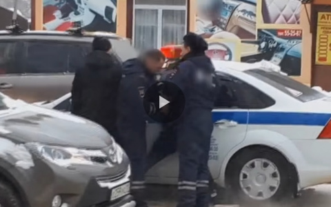 Появились подробности полицейской погони в Сыктывкаре, которая завершилась массовым ДТП