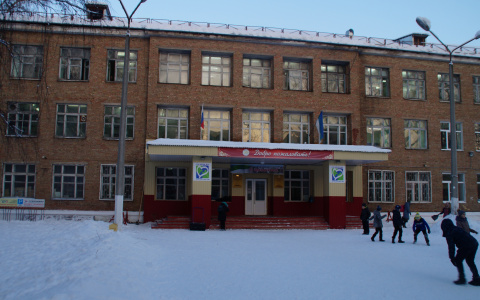 В Сыктывкаре начинается прием в первый класс: есть два способа подать заявление