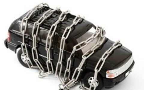 У архангелогородца пытались арестовать авто за преступления его тезки из Коми