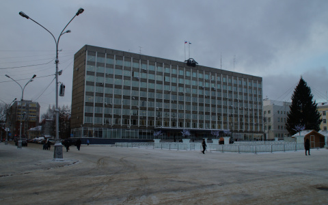 Какие законы заработают в России в феврале?