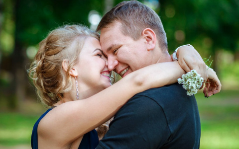 В фотоконкурсе «Love is...» на портале PG11.ru появились новые участники