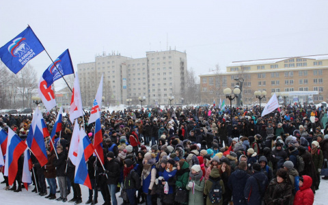 На митинге в честь Года культуры в Коми сыктывкарцы согревались, как могли