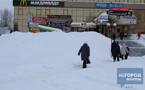 В Сыктывкаре пропал легендарный теремок с шаурмой (фото)