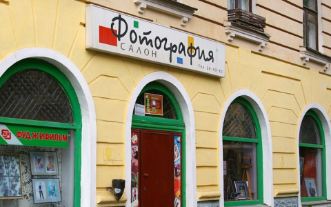 Часть самого старого фотоателье Сыктывкара выставят на продажу