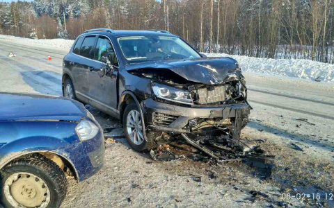 Появились фото с места ДТП под Сыктывкаром, жертвами которого стали три женщины