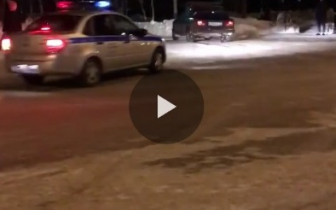 В День всех влюбленных полицейские устроили погоню за пьяным водителем под Сыктывкаром