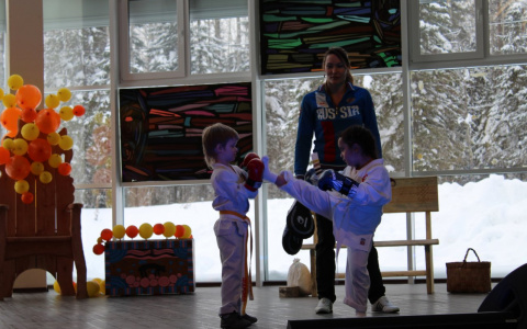 На Масленице в Коми тхэквондисты устроили шоу не хуже азиатских фильмов