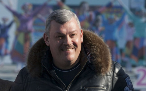 Глава Коми Сергей Гапликов поздравил жителей республики с Днем защитника Отечества