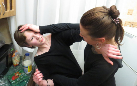 В Коми соседки вырвали друг другу волосы из-за слишком громкой музыки