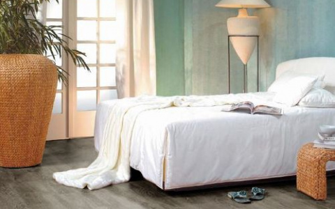 Куда плитку, а куда ламинат? Разбираемся на примерах вместе с сыктывкарским магазином «Спутник»