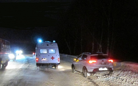В Коми водитель на кроссовере сбил мужчину, который перебегал дорогу вне «пешеходника»