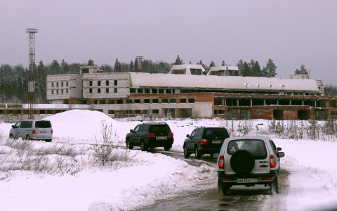 Выброшенные миллиарды: 35-летняя история сыктывкарского аэропорта в Соколовке