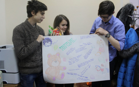 Игрушка против боли: сыктывкарские студенты поддержали проект «Переломный момент»