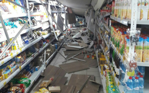 В Коми рухнула крыша магазина «Пятерочка» (фото)