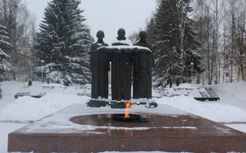 В «Газпроме» рассказали, почему погас Вечный огонь в Сыктывкаре
