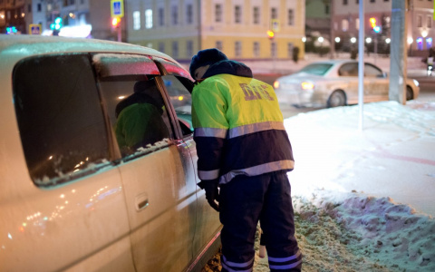 В ДТП пострадал житель Коми, когда «Фольксваген» протаранил его «Ладу Калину»