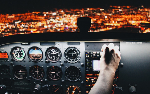 Стало известно, почему самолет из Москвы не мог сесть в аэропорту Сыктывкара