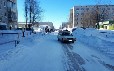 В Коми у здания школы водитель «ВАЗа» сбил 8-летнего мальчика (фото)
