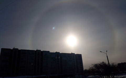 В небе над Сыктывкаром горожане наблюдали уникальное природное явление (фото)