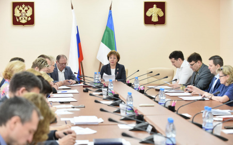 После ежегодного доклада Гапликова депутаты зададут Главе Коми 16 главных вопросов