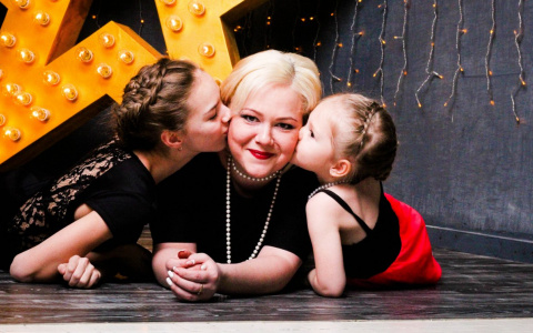 В конкурсе «Счастливая мама» 5 очаровательных участниц (фото)