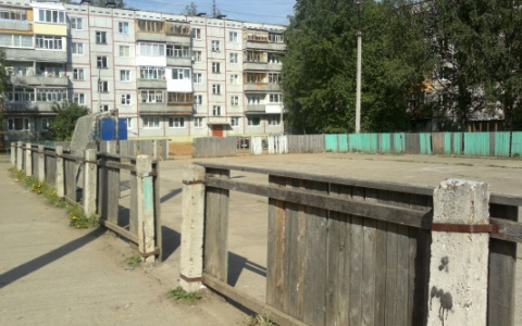 Сыктывкарцы могут с помощью пары щелчков по мышке восстановить разрушенный каток