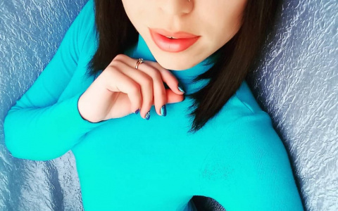 Тонкая талия и глубокое декольте: лучшие фото сыктывкарок из Инстаграм (фото)