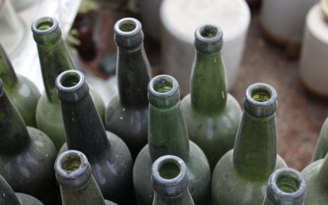 В торговом центре Сыктывкара очевидцы увидели мертвецки пьяную пятиклассницу