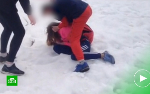 Сюжет о драке школьниц в Сыктывкаре показали на федеральном телеканале