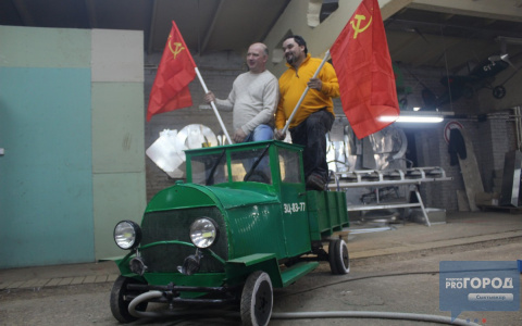 Сыктывкарцы сделали макет легендарной «полуторки», который проедет в Параде (фото)