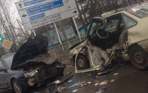 Стали известны подробности жесткого ДТП возле детского сада в Сыктывкаре
