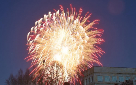 Салют на День Победы глазами жителей Сыктывкара: лучшие фото и видео из Instagram