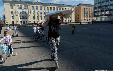 Сыктывкарцы вышли на площадь протестовать против Роскомнадзора