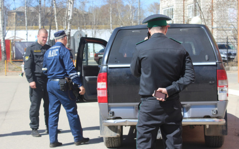 В Сыктывкаре приставы арестовали «Мерседес» компании с долгом в 7 миллионов