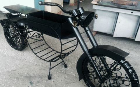 «Шашлычный байк»: сыктывкарец продает уникальный мангал в виде мотоцикла (фото)