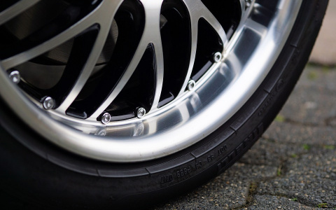 В Коми мужчину убило его собственным автомобилем