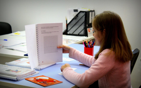 «Пять видов занятий за 30 минут!» - журналист побывал на уроке скорочтения в Сыктывкаре