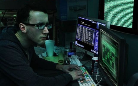 По сети гуляет фейк об учителе из Сыктывкара, которого уволили из-за Telegram