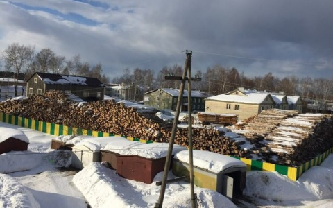 Сыктывкарец построил посреди жилого квартала пилораму и не дает соседям спать