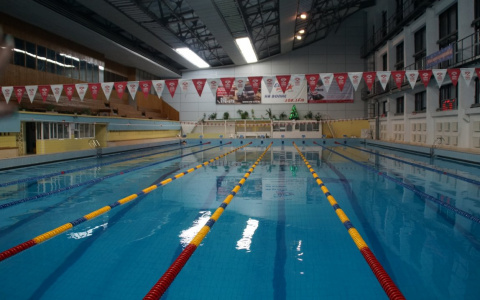 В Коми мужчина утонул в плавательном бассейне