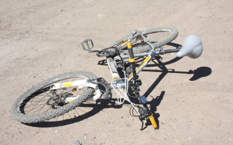 На трассе в Коми велосипедист попал под большегруз