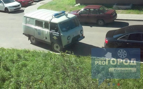 Жители сыктывкарского двора, в котором убили 23-летнего парня, требуют защитить их